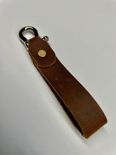 Load image into Gallery viewer, Leather Brass shackle fob
